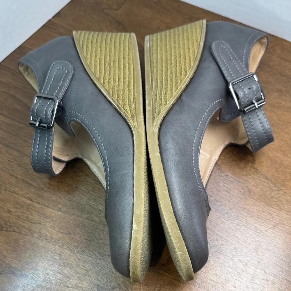 JG JGoods Vionic Womens Radia Gray Wedge Mary Jane Heels Shoes Gray, sz 7